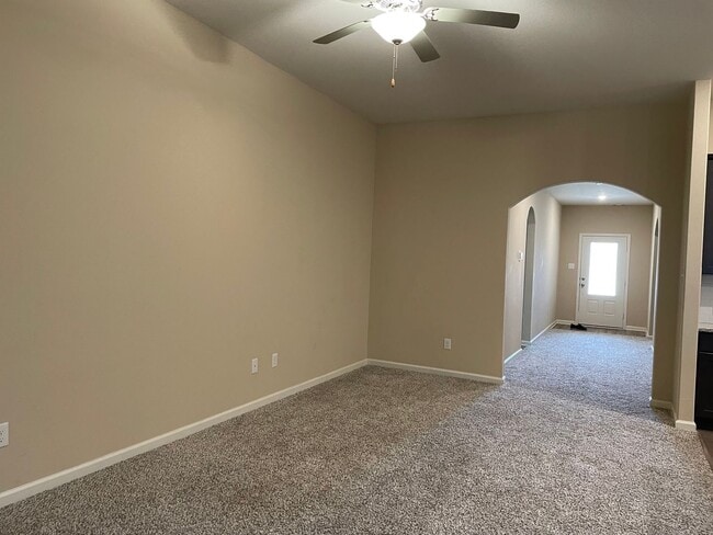 Building Photo - House For Lease in Princeton