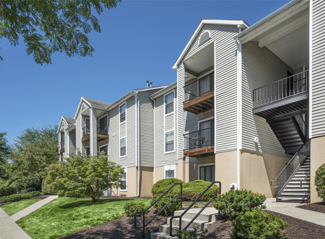 Building Photo - Boulder Pointe Apartments