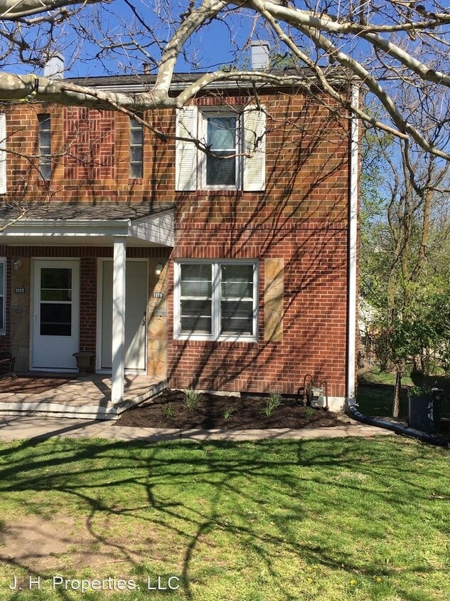 2 br, 1 bath House 1119 S. 28th St. House for Rent in Omaha, NE