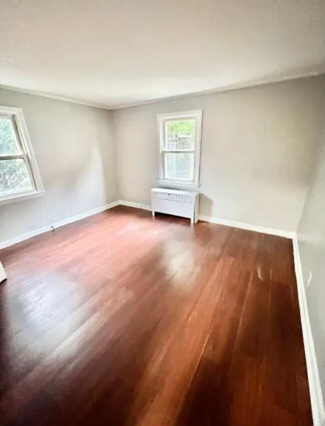 Foto del edificio - 489 Tremont Ave