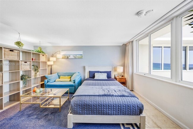 Foto del edificio - 19201 Collins Ave