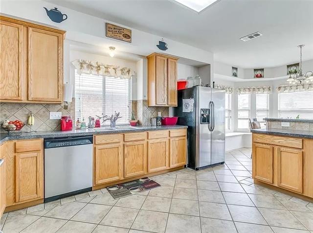 Building Photo - 4609 Pine Ridge Ln