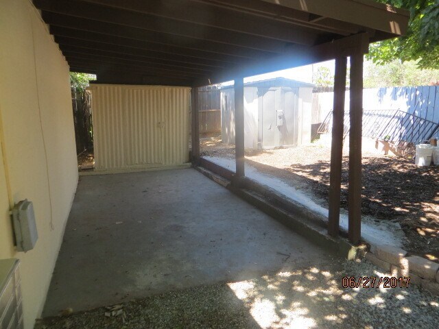 Foto del edificio - Quiet 2 Bedroom House in La Mesa