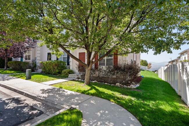 Building Photo - 14654 Culross Ln