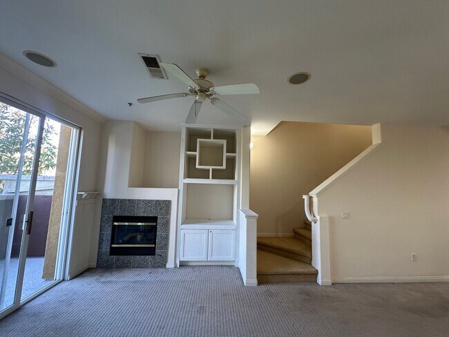 Foto del edificio - 8732 Esplanade Park Ln