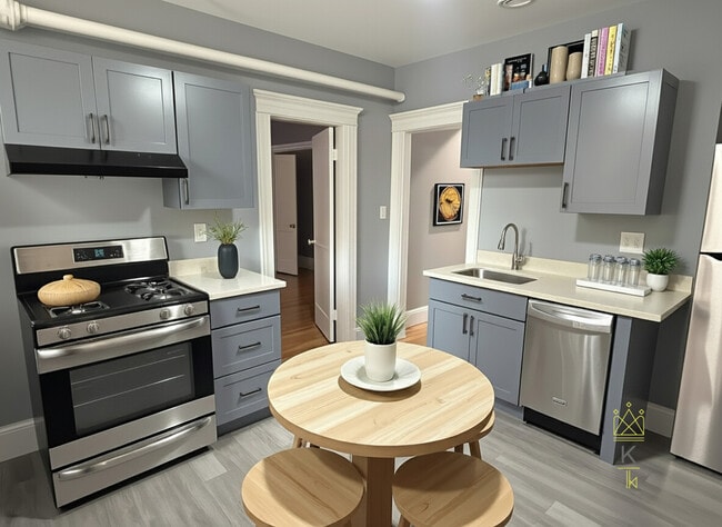 Building Photo - 36 Saint Paul St