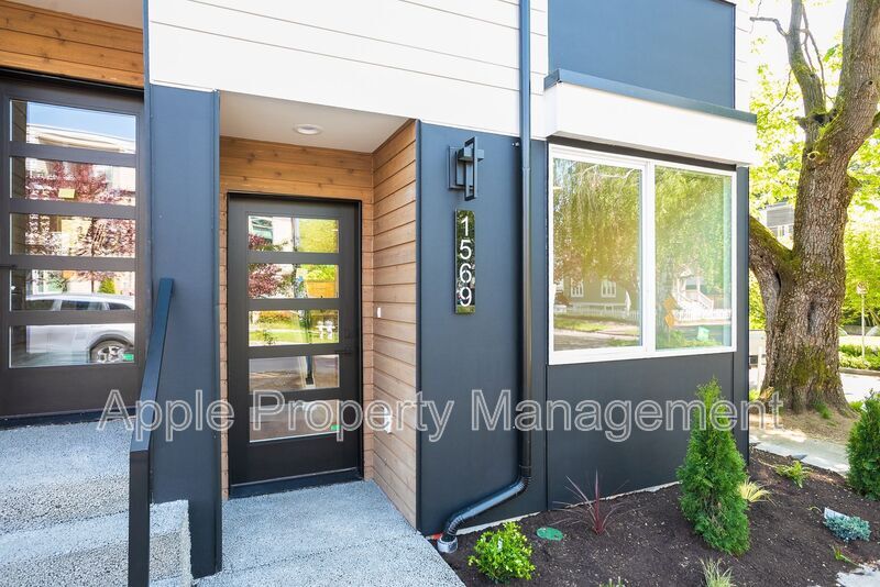 Primary Photo - 1569 NW 63rd St