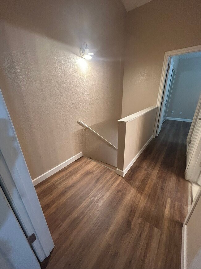 Building Photo - 3431 W Morrow Dr