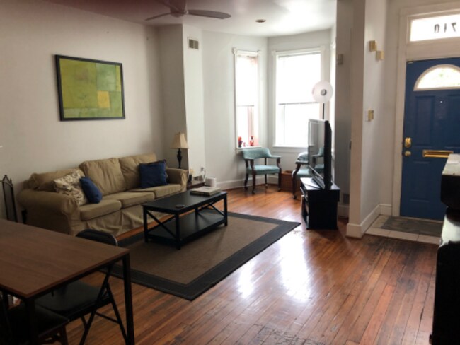 Foto del edificio - 710 7th St NE