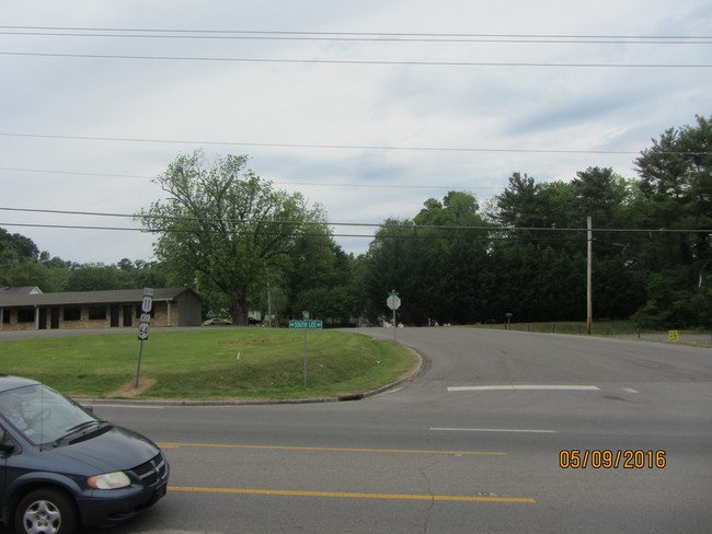 Building Photo - City View Apartments