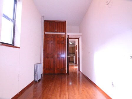Foto principal - 1813 George St