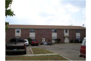 Building Photo - Julian Manor
