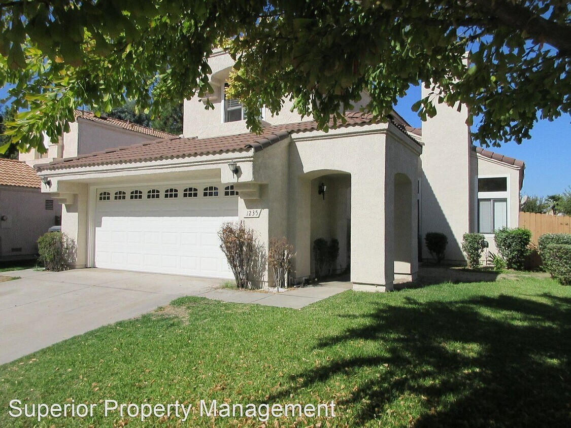 Primary Photo - 4 br, 2.5 bath House - 1235 Via Palermo