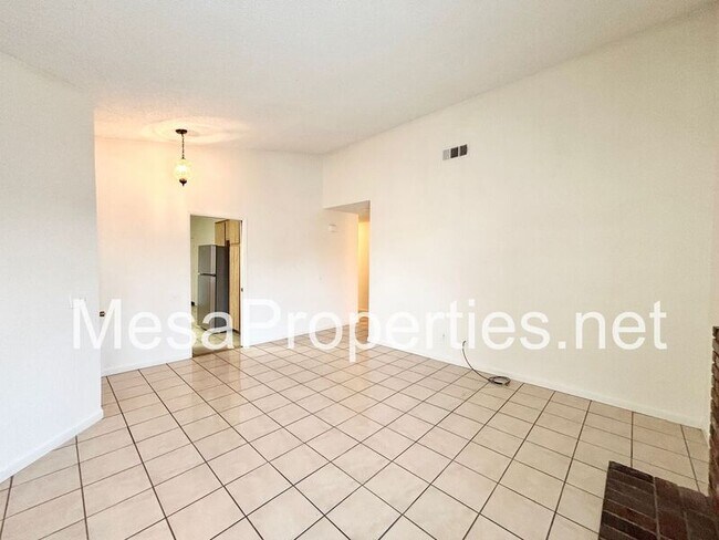 Foto del edificio - 13667 Gemini St