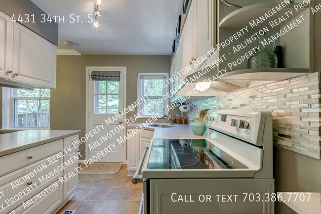 Building Photo - 4431 34th St S