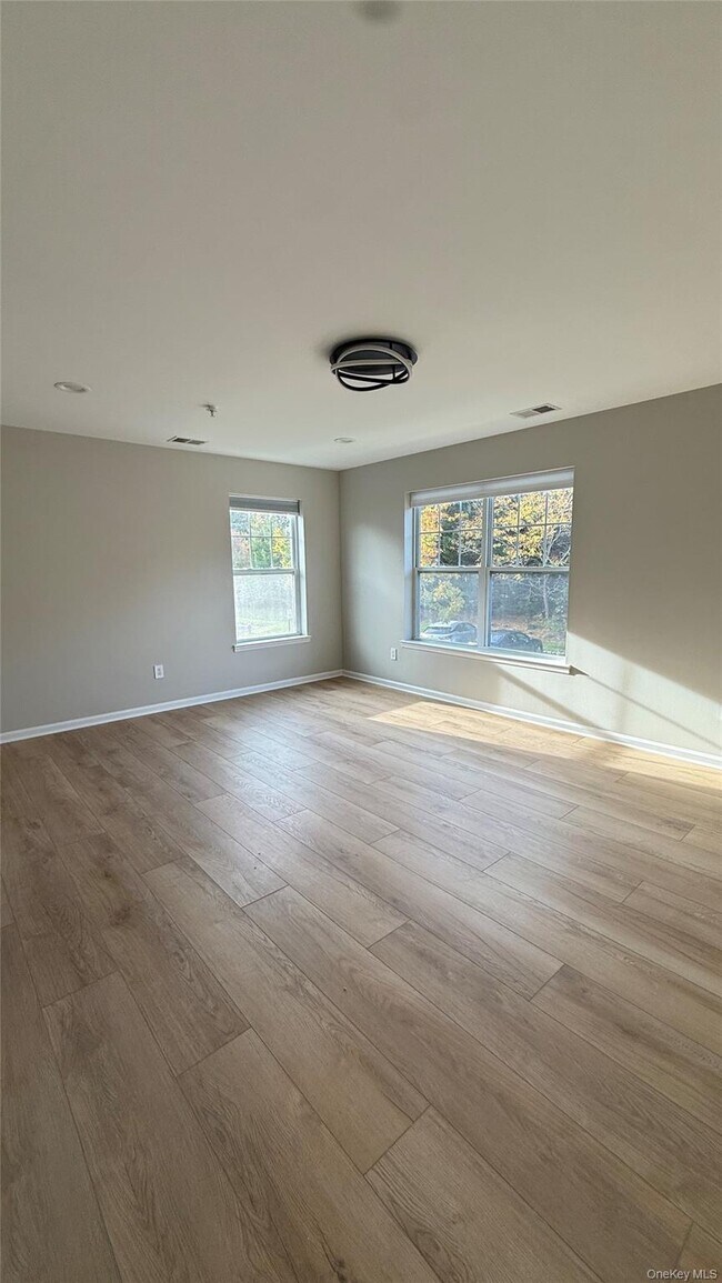 Foto del edificio - 157 Brattle Cir