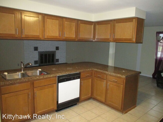 Building Photo - 4 br, 2.5 bath House - 4900 Arrowview Drive