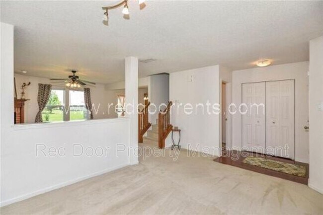 Building Photo - 5787 Woodland Trace Blvd