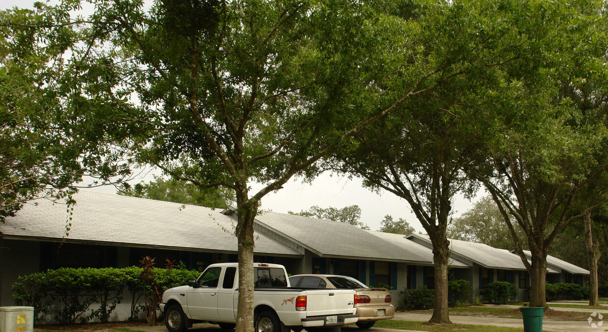 Primary Photo - Lemon Tree Apartments II