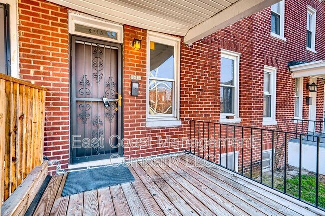 Foto del edificio - 3213 Elmley Ave