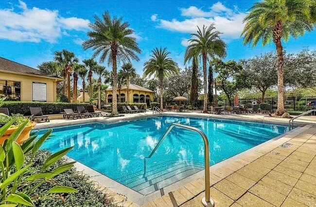 Foto del edificio - 12700 Bartram Park Blvd