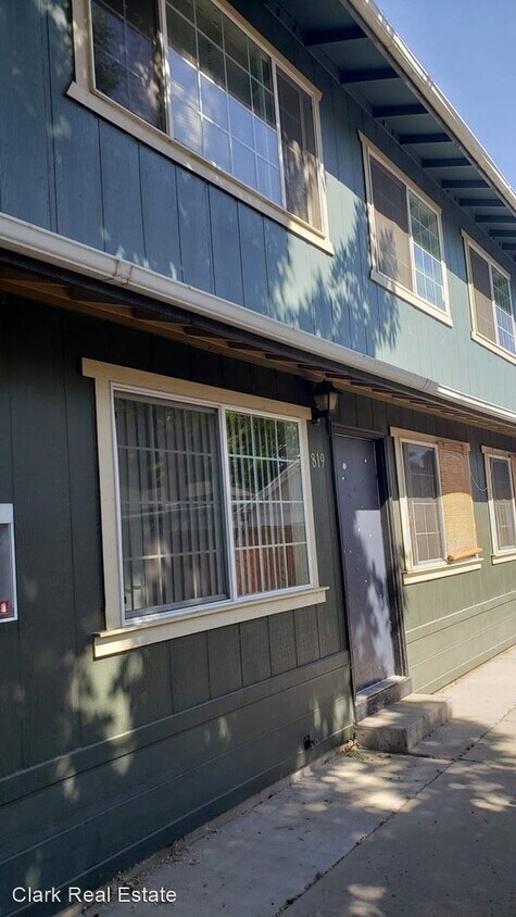 Primary Photo - 2 br, 1 bath House - 817 WRIGHT WAY