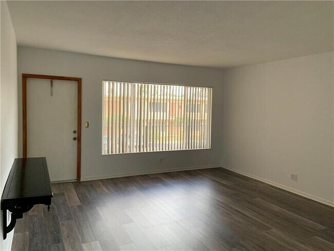 Foto del edificio - 2309 S Federal Hwy