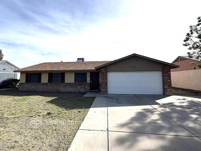 Building Photo - 8943 W Cinnabar Ave