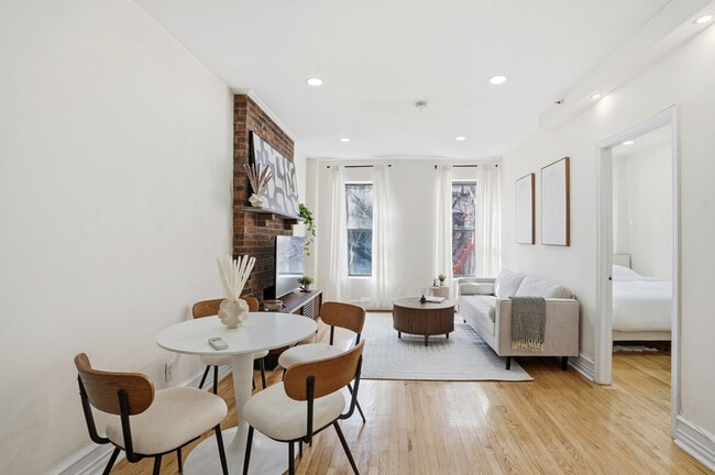 Building Photo - 1569 Lexington Ave
