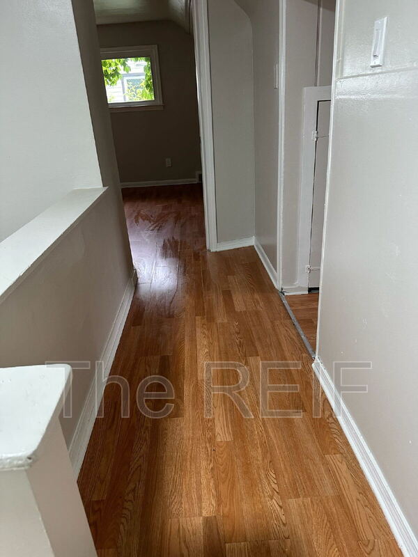 Building Photo - 15818 Lappin St