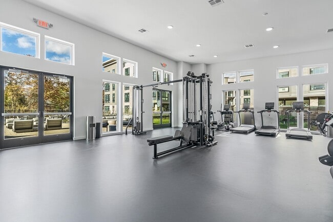 Building Photo - Livana East Hanover