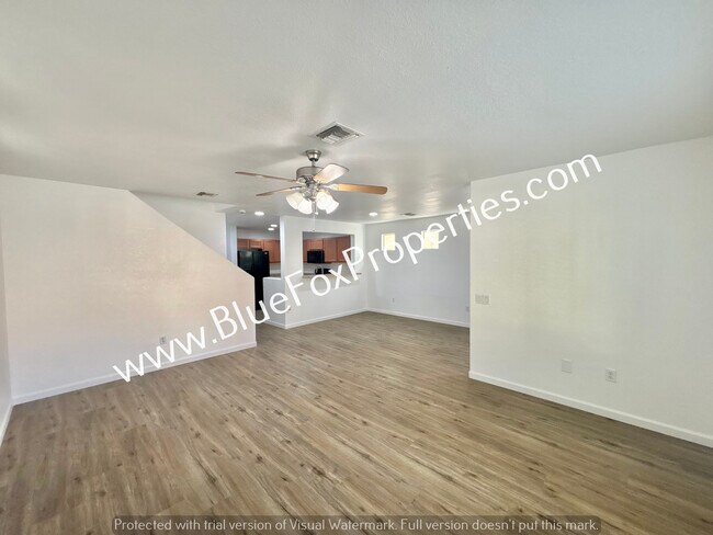 Building Photo - 10579 E Pleasant Pasture Dr