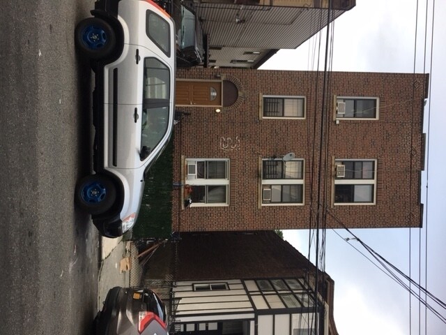 Primary Photo - 32-17 104th St
