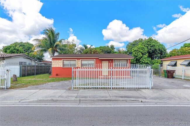 Building Photo - 3430 W 12th Ave