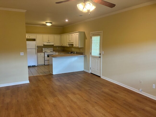 Building Photo - 97 Cypress Gln