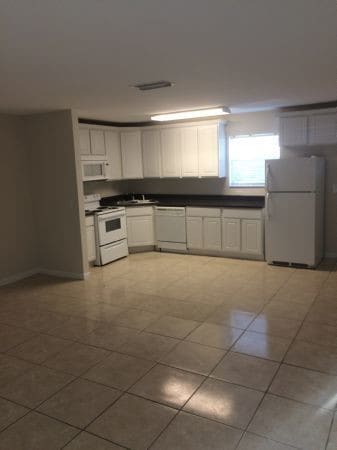 Building Photo - 2/1.5 Condo at The Oaks at Wildwood