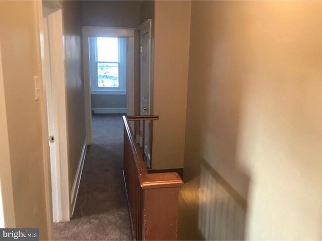 Building Photo - 4749 James St