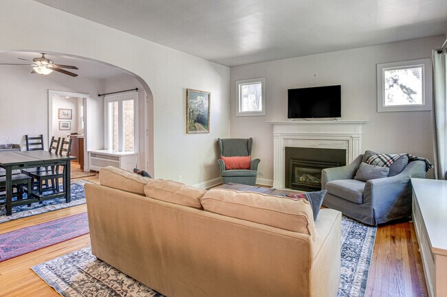 Foto del edificio - 757 Clayton St