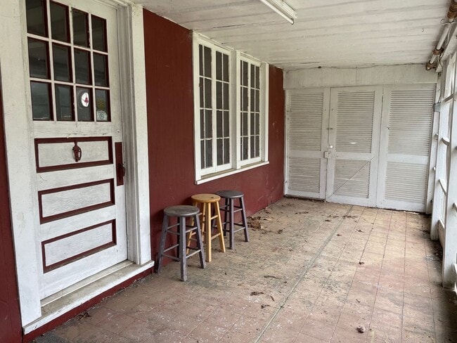 Building Photo - 2 BED, 1 BATH HOME LOCATED IN STAR