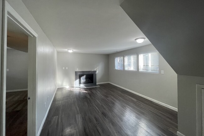 Building Photo - 7130 Gold Pan Ct
