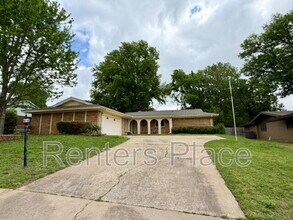 Building Photo - 5245 S 68th E Ave