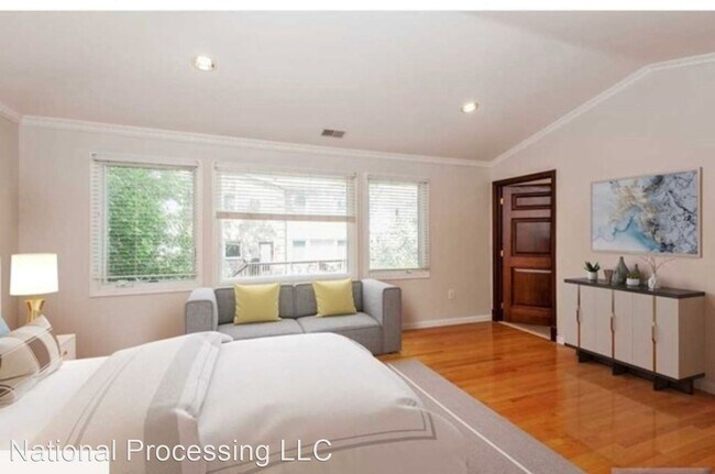 Building Photo - 4 br, 5 bath House - 3 8th Street