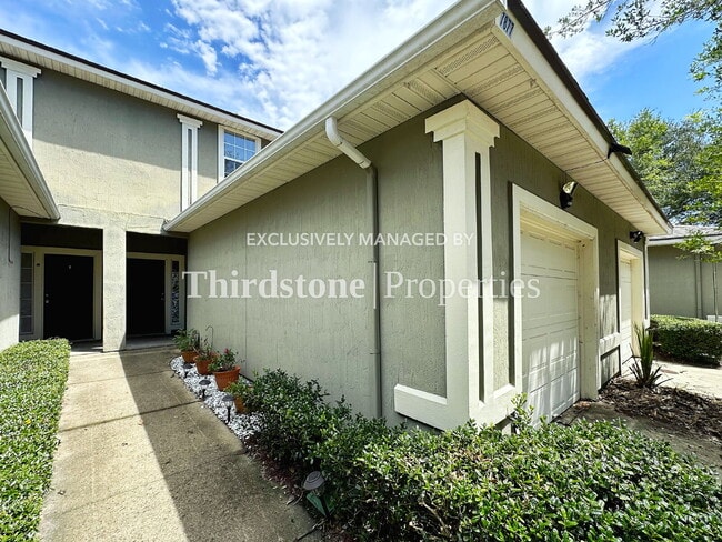 Foto del edificio - 7877 Playpen Ct