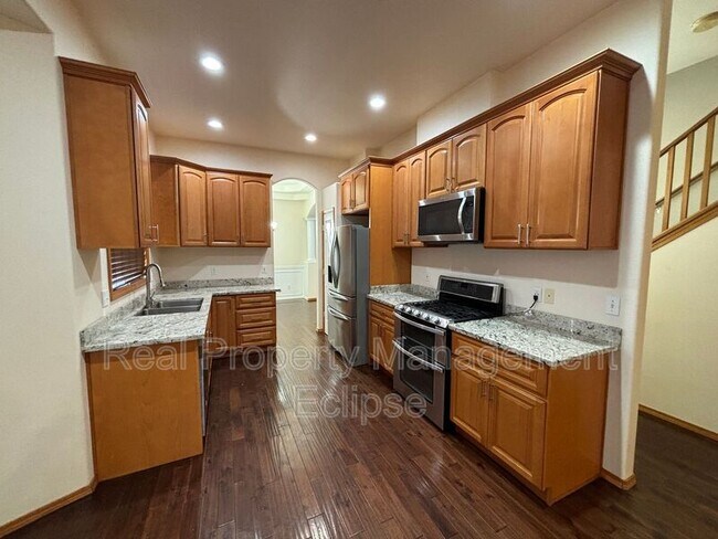Foto del edificio - 1323 238th Pl SW