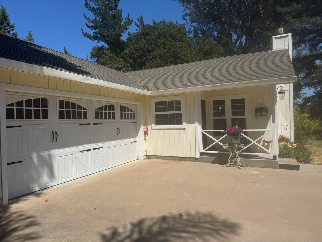Primary Photo - 234 Hames Rd