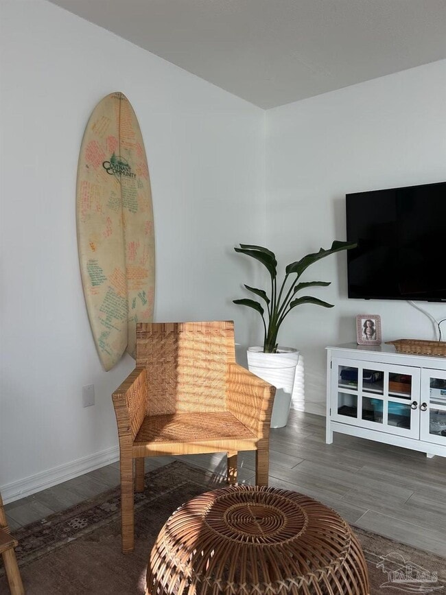 Building Photo - 1100 Fort Pickens Rd