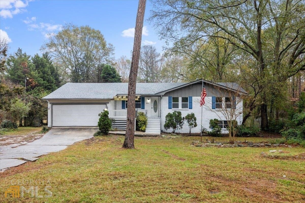 Primary Photo - 3005 Riviera Dr