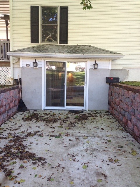 private entrance - 2511 Openshaw Rd