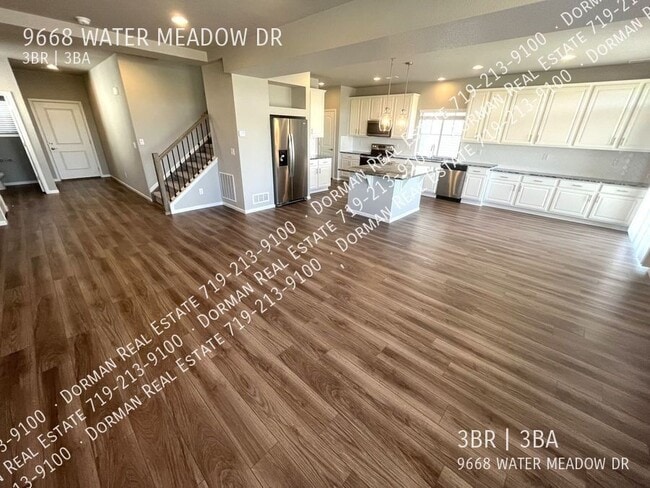 Foto del edificio - 9668 Water Meadow Dr