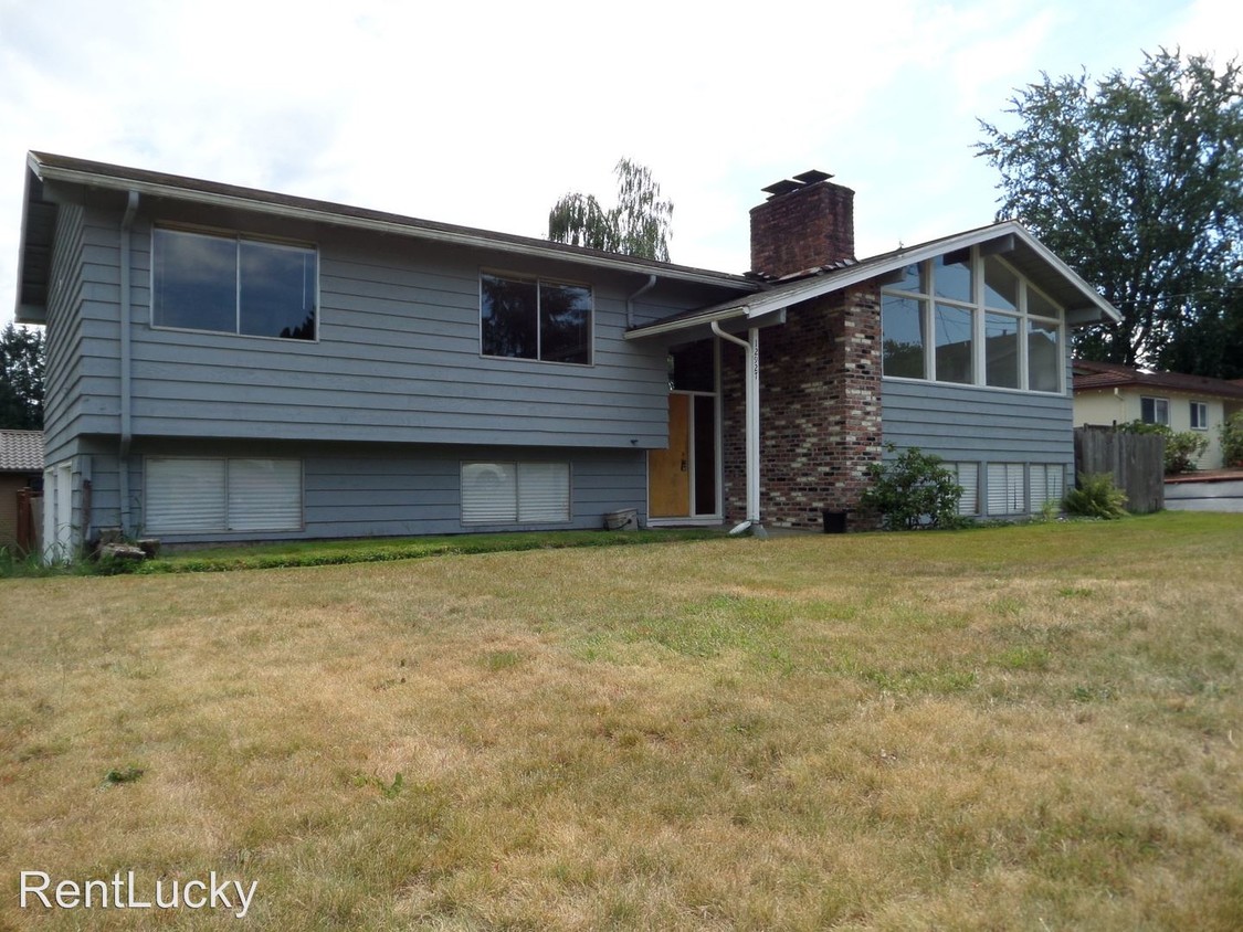 Primary Photo - 12927 SE 5th Pl